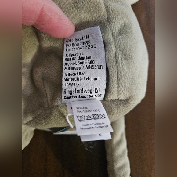 Jellycat Little Fergus Frog - Picture 5 of 8